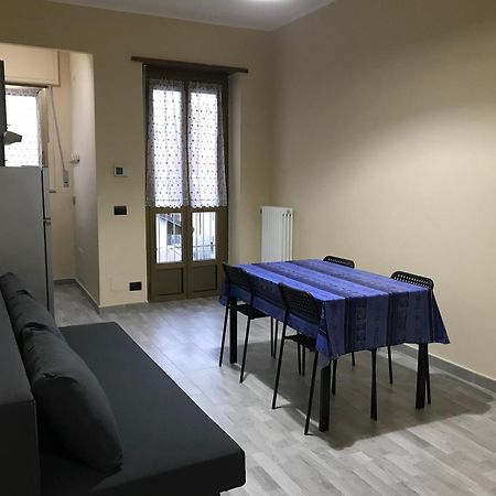 Il Borgo Antico: Vista Su Reggia Di Venaria Reale Appartement Buitenkant foto