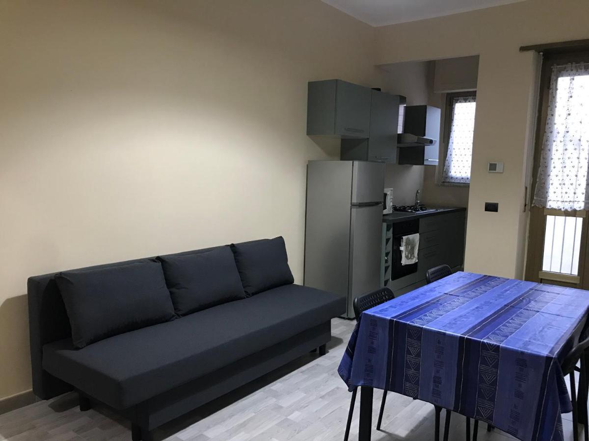 Il Borgo Antico: Vista Su Reggia Di Venaria Reale Appartement Buitenkant foto