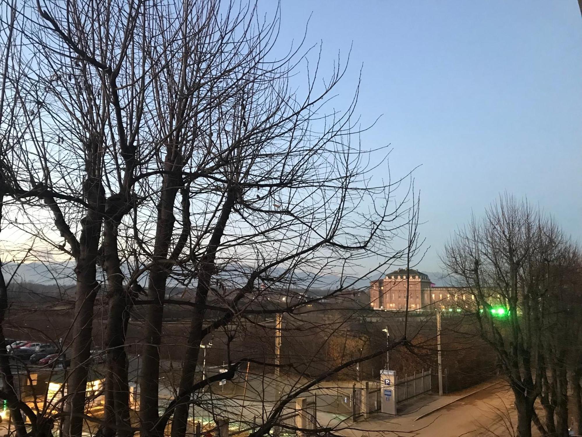 Il Borgo Antico: Vista Su Reggia Di Venaria Reale Appartement Buitenkant foto